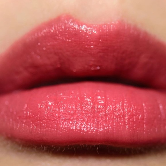 x1 MAC SEE SHEER LUSTREGLASS SHEER SHINE LIPSTICK BRAND NEW BOXED - Picture 5 of 8